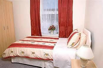 Hotel The Sleep Station Newport Extérieur photo