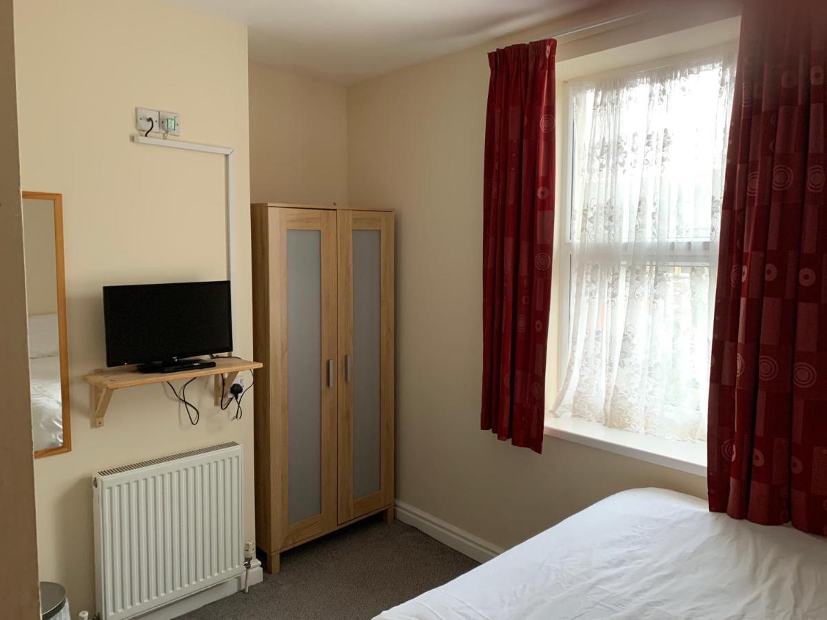 Hotel The Sleep Station Newport Extérieur photo